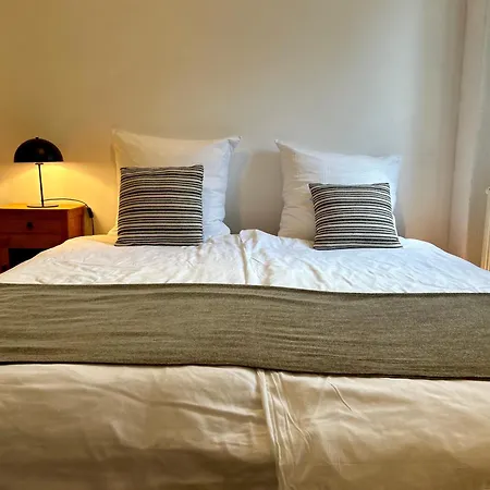 Apartment Gaestezimmer Am Schlosspark *