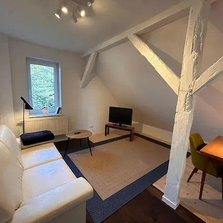 Gaestezimmer Am Schlosspark Apartment *