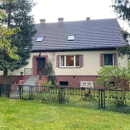Gaestezimmer Am Schlosspark *